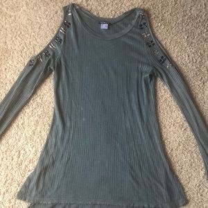 Long sleeve cut out Venus top